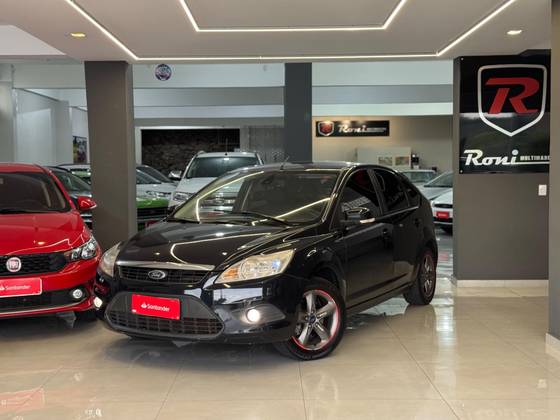FORD FOCUS 2.0 GLX 16V FLEX 4P AUTOMÁTICO